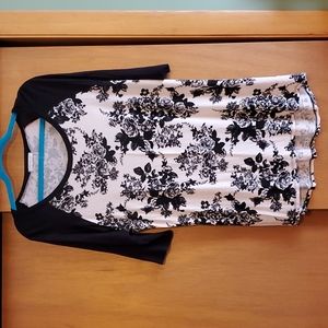 Honey & Lace tunic top